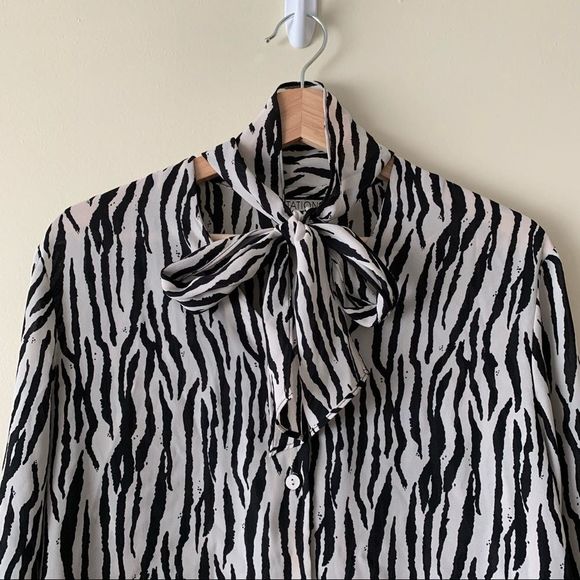 Zebra Print Tie Neck Blouse - Picture 2 of 7